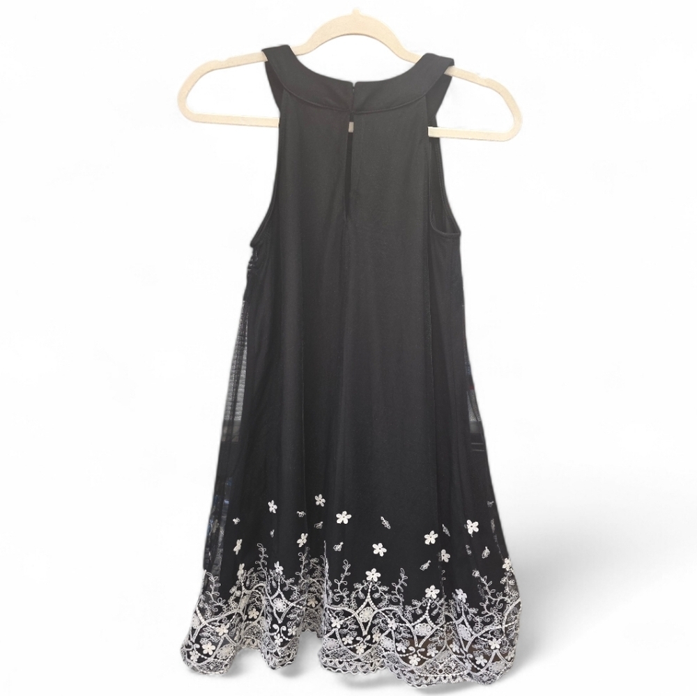 Ryan Michelle Black White Halter Mini‎ Dress Floral Embroidered Hem Size Small